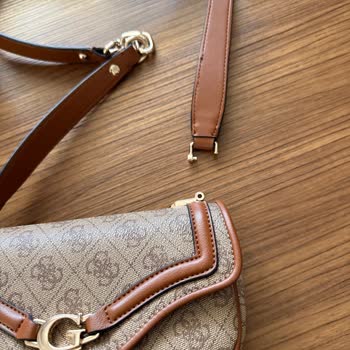 Mini Çanta Kulpu Kırıldı, Müşteri Hizmetleri Ulaşılamıyor