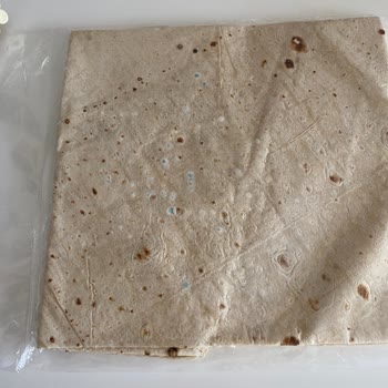 Küflü Ekmek Satışı Nedeniyle Sağlık Riski Ve İade Talebi