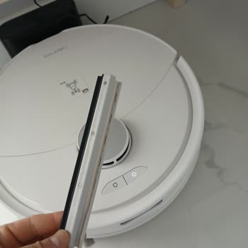 Roborock Q8 Max Pro Plus Ana Fırça Parçası Kırıldı, Yedek Parça Bulunamıyor