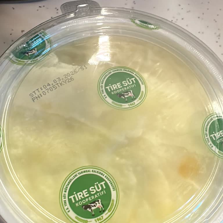 Açılmamış Yoğurt Şişti Ve Küflendi; Migros’tan Cevap Bekleniyor