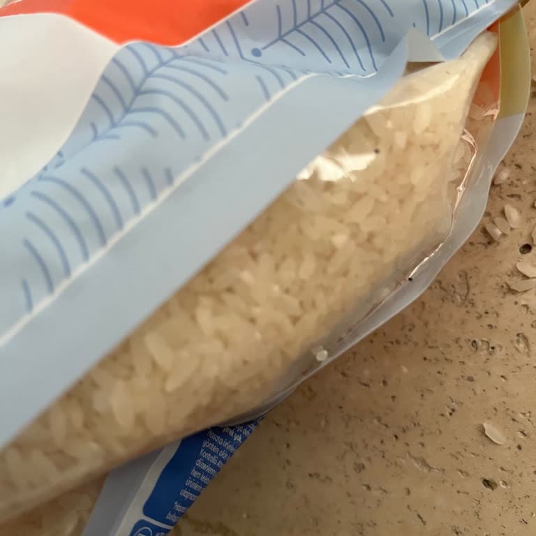 Böcekli Pirinç Teslimatı Ve Cevapsız Destek