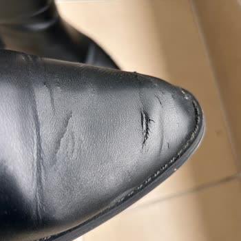 Marjin Kadın Topuklu Botta Deri Soyulması Ve Ürün Değişimi Talebi