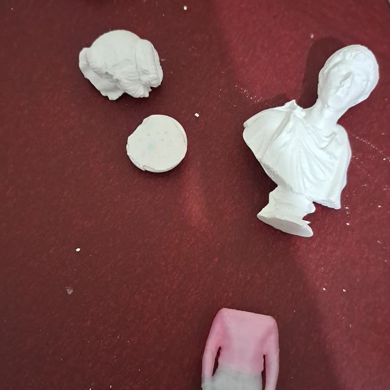 Kırık Ve Eksik Gelen Minyatür Müze Ürünü İçin İade Politikası İhlali Ve Geri Ödeme Talebi