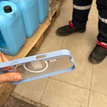 Sürat Kargo İçerenköy Şubesinde Kargo Personelinin Saygısız Ve Küfürlü Tutumu