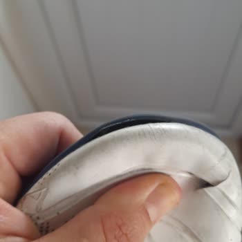 Garanti Kapsamında Olmasına Rağmen Ayakkabı İadesi Reddedildi Ve Hızlı Yırtılma Yaşandı