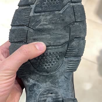 Greyder Botlarda Taban Açılması Ve Kalite Hayal Kırıklığı