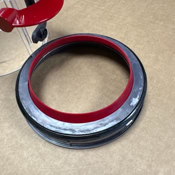 Dyson V15 Süpürgede Kırmızı Parça Sorunu: Müşteri Desteği Eksikliği