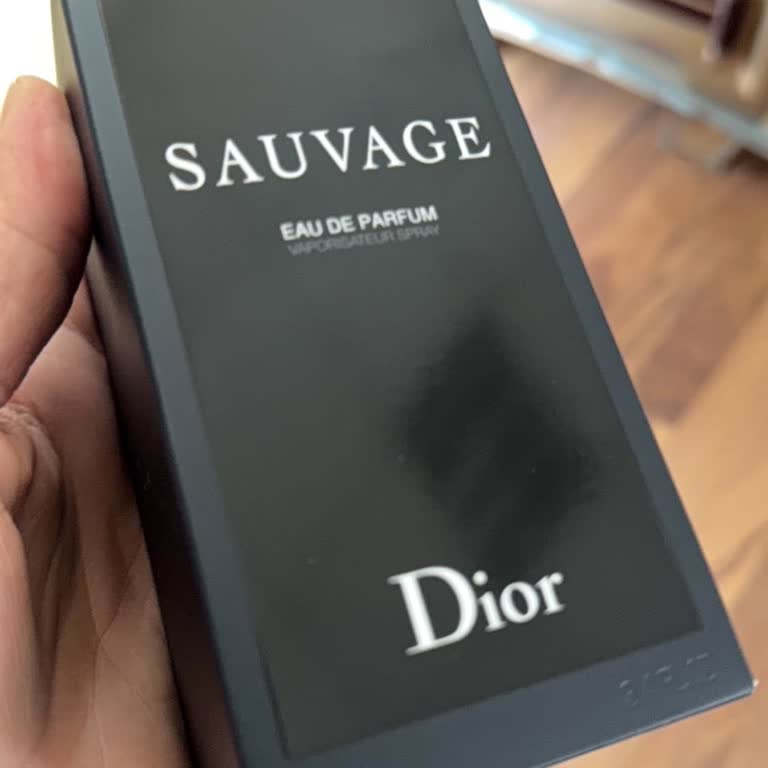 Dior Sauvage Parfümü Kokusuz Geldi, Para İadesi Talebi