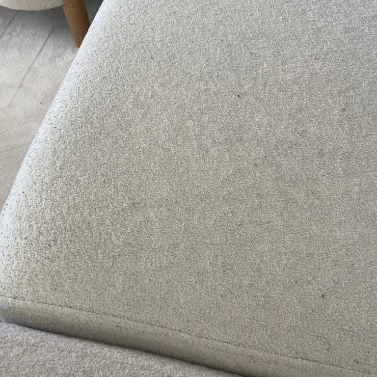 Ayıplı Bohem Koltuk Takımında Erken Tiftiklenme Ve Renk Değişimi