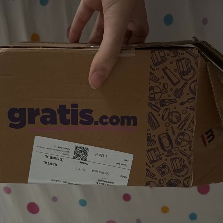 Gratis Siparişimde Eksik Ürün Ve Hasarlı Kutu İçin Acil Çözüm Talebi