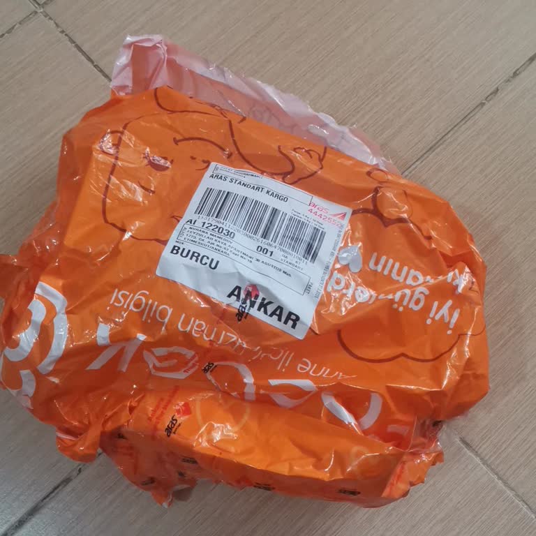 Aras Kargo Şubesinden Gelen Kargoda Ambalaj Zarar Görmüş Ve Ürünler Eksik