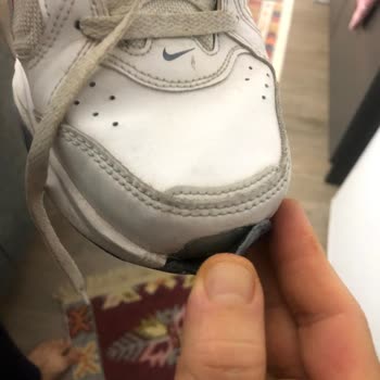 Nike Air Force Ayakkabım Kısa Sürede Deforme Oldu, Kullanıcı Hatası İddiası Kabul Edilemez