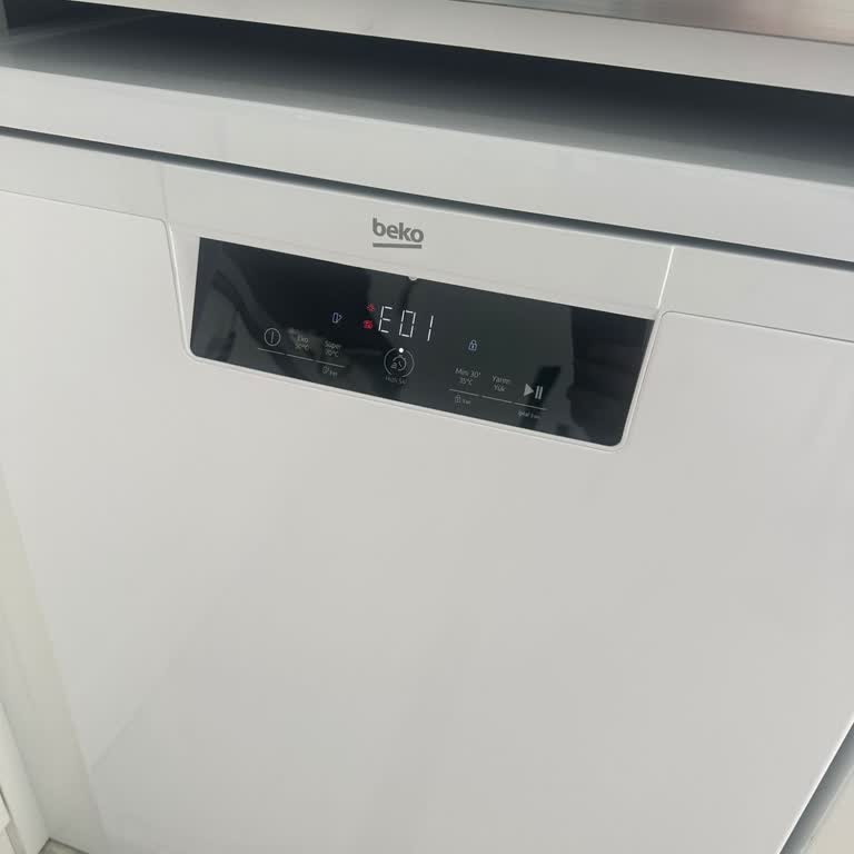 Yeni Alınan Beko Bulaşık Makinesinde İlk Günden E01 Hatası Ve Çizik Ekran
