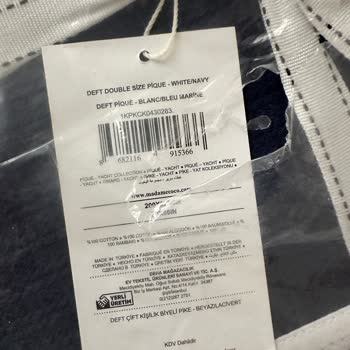 Yanlış Renk Gönderimi Ve Ücretsiz Değişim İsteği