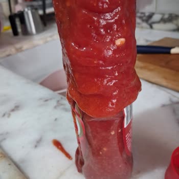 Calve Ketçapta Jelatin Fışkırması Ve Bozuk Koku Güven Sarsıldı