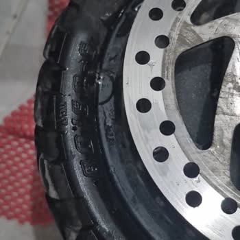 Media Markt Onvo XR-4 Scooter’ta Hava Kaçıran Lastik Ve Garantili Ücretsiz Tamir Talebi