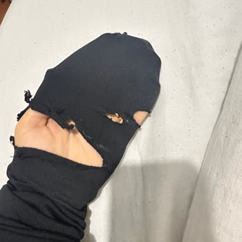 Arçelik Çamaşır Makinemde Açıklık Kıyafetlerimi Yırtıyor Ve Garanti Kapsamında Onarım İstiyorum