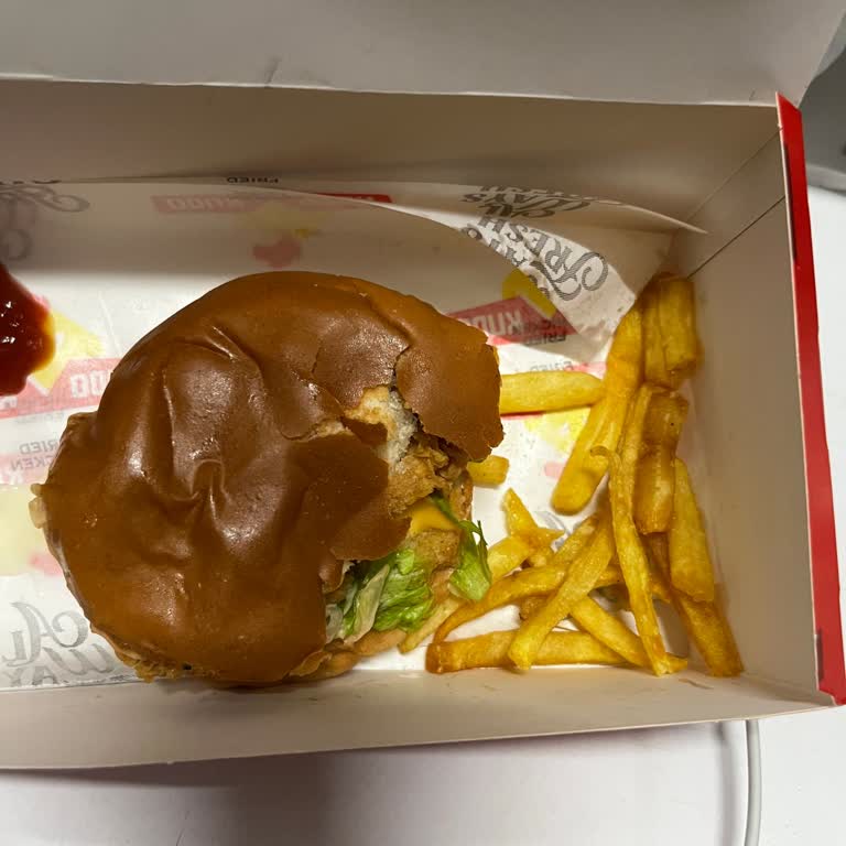 Kudo Kudo İftar Menüsü Paketi Kalitesiz Hamburger Ve Patates Sorunu