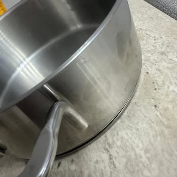 Açılan Tabanlı Fissler Tencere İçin Mağazanın Sorumluluk Almaması Ve Ücretsiz Değişim Talebi