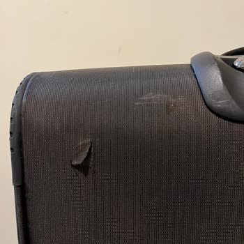 Uçuş İptali Ve Rota Değişikliği Sonrası Kayıp Ve Hasarlı Bagaj, Ek Masraflar Ve Başvuru Reddi