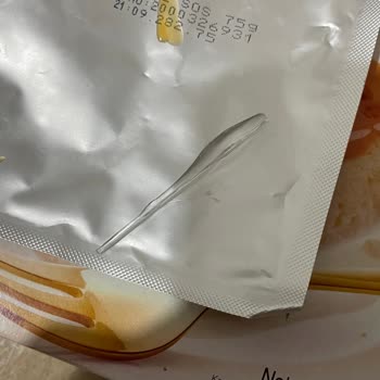 Dr. Oetker Karamel Soslu Trileçede Cam Parçası Bulunması Çocuklarımın Güvenliğini Tehdit Ediyor