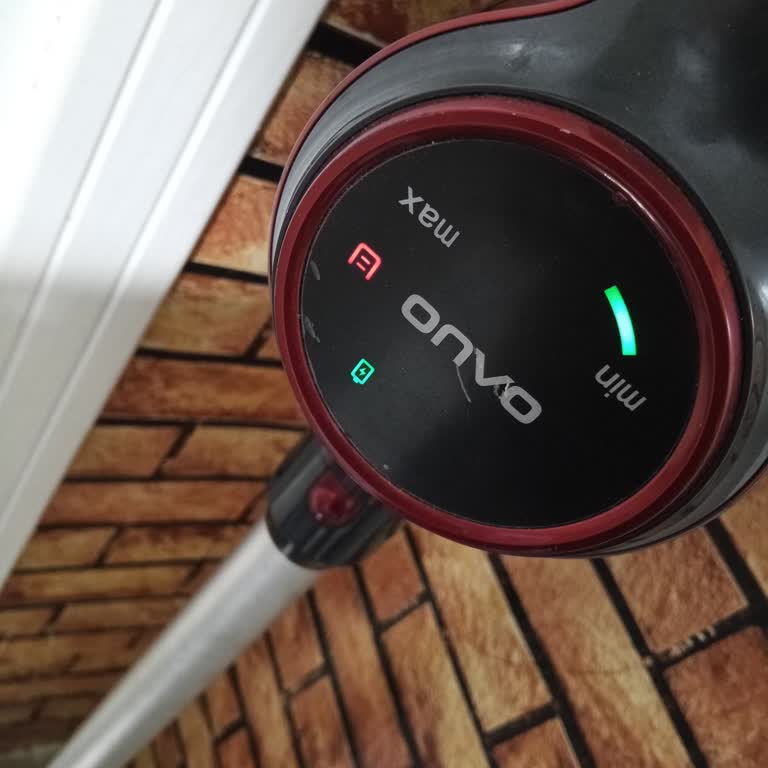 Onvo Şarjlı Süpürge Kırmızı Işık Ve Tuhaf Sesle Çalışmayı Durdurdu