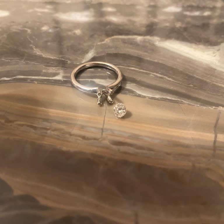 Zen Tektaş Yüzüğünde Taş Düşmesi Tekrarı Güveni Yıktı