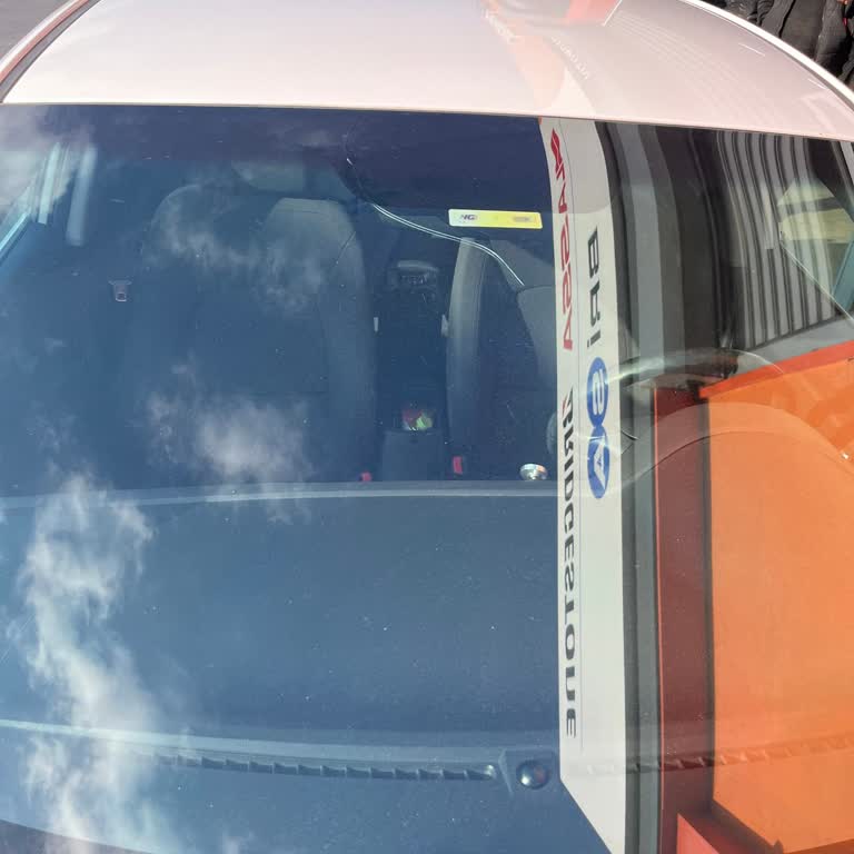 Serviste Oluşan Cam Kırığı Ve Kasko Yanıltması