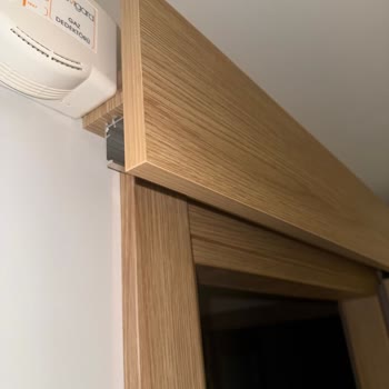 Teslim Süresi Aşılmış, Montaj Sonrası Arızalı Sürgülü Kapı Ve Eksik Parçalar