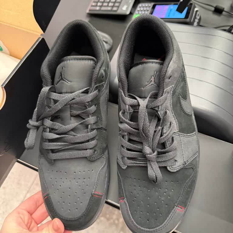 Renk Tonu Farkı Sebebiyle Ayıplı Nike Ayakkabı Şikayeti Ve İade Talebi