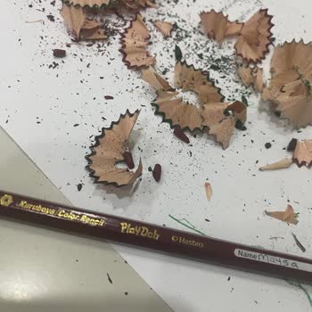 Play-Doh Boya Kalemleri Uçları Kırılıyor Ve Hızla Kısalıyor