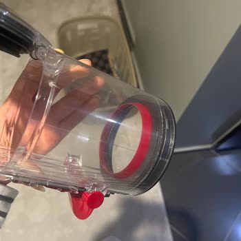 Garanti Dışı Dyson V12 Toz Haznesi Lastiği Çıktı Ücretsiz Değişim Bekliyorum