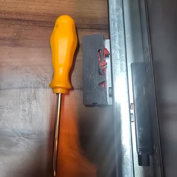 Stop Parçası Yedek Bulunamaması Çekmece Rayı Değiştirmeye Zorluyor