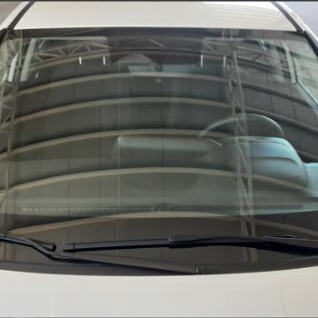 Araç Tesliminde Ön Cam Çatlağı İçin Haksız Ücretlendirme