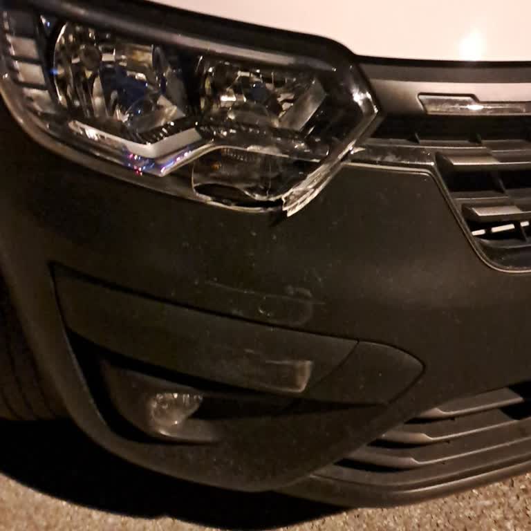 Ergezen Turizm Şoförü Aracıma Vurup Kaçtı