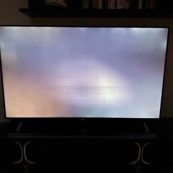 LG 75QNED70A6A TV'de Renk Patlamaları Ve Servis İlgisizliği