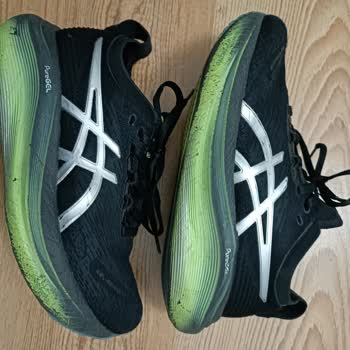 Yüksek Fiyatlı Çocuk Ayakkabısının Kısa Sürede Deforme Olması Ve Kötü Koku Problemi