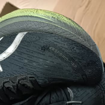 Yüksek Fiyatlı Çocuk Ayakkabısının Kısa Sürede Deforme Olması Ve Kötü Koku Problemi