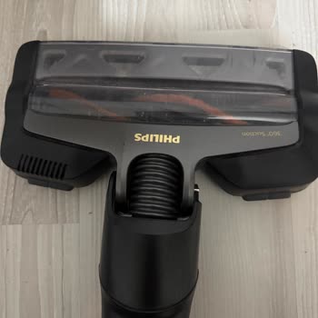 Philips 8000 Kablosuz Süpürge Başlığı Kendi Kendine Kırıldı Ve Müşteri Hizmetlerinden Yanıt Bekliyor