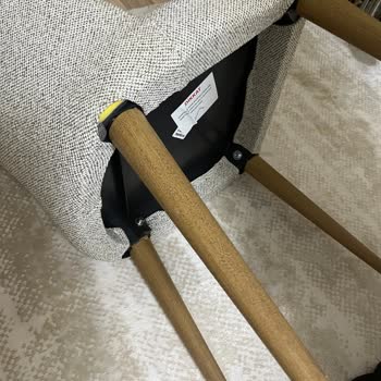 Modalife Ankara Pursaklar Şubesinde Garanti Kapsamındaki Defolu Sandalyeler İçin Servis Gönderilmedi