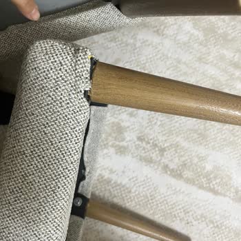 Modalife Ankara Pursaklar Şubesinde Garanti Kapsamındaki Defolu Sandalyeler İçin Servis Gönderilmedi