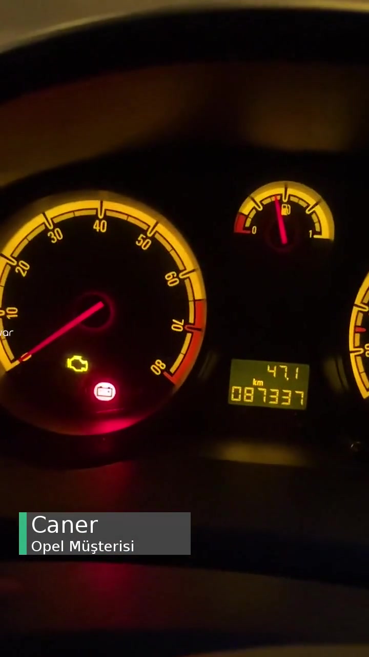 Opel Corsa 1.2 Benzin Yolda Kalıyorum! videonun kapak resmi