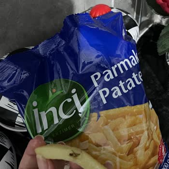 Şok Markette Satın Aldığım Dondurulmuş Patateslerde Böcek Bulması