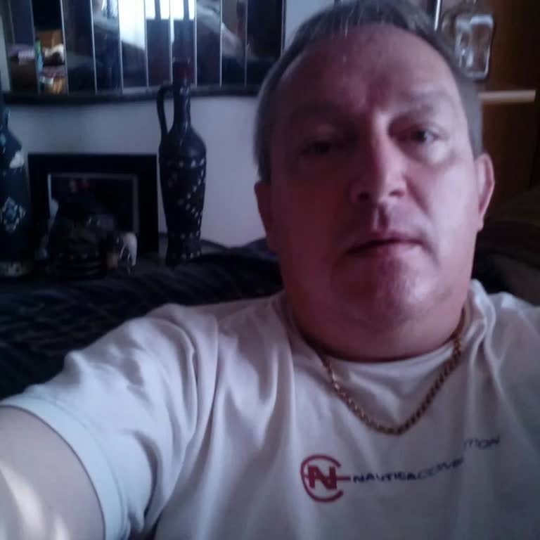 Одноклассники Техническая Проблема. После обновления в приложении не открываются лента и страница