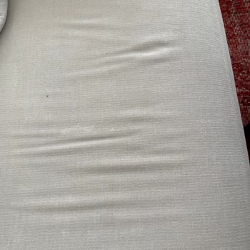 Sürekli Çökme Ve Yapışkan Sorunları Nedeniyle Koltuk Takımının İadesi Ve Ücret İadesi Talebi