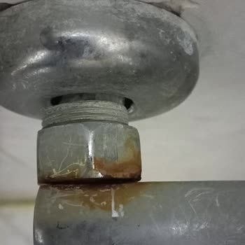 Arsu Banyo Bataryasında Paslanma Ve Cevapsızlık