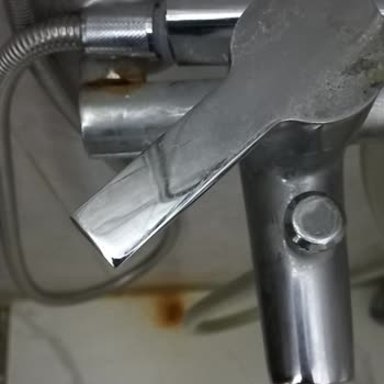 Arsu Banyo Bataryasında Paslanma Ve Cevapsızlık