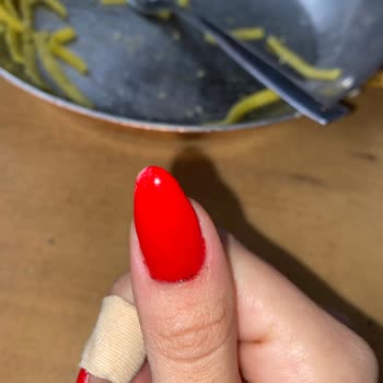 Ağrılı Yanlış Tırnak Kesimi Ve İlgisiz Personel