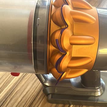 Dyson V15 – Warranty Claim For Seal Deformation And Air Leakage