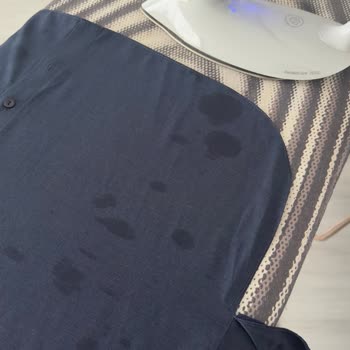 Philips 7000 Ütüde Sürekli Su Ve Kireç Lekeleri, Yetersiz Buhar Ve Aşırı Islatma Sorunu